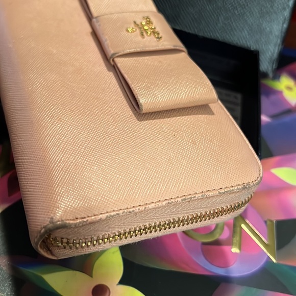 Authentic Prada long zip around bow wallet - Picture 8 of 15